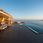 Villa Naxos Rock *