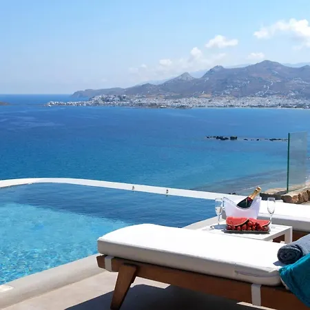 Βίλα Naxos Rock