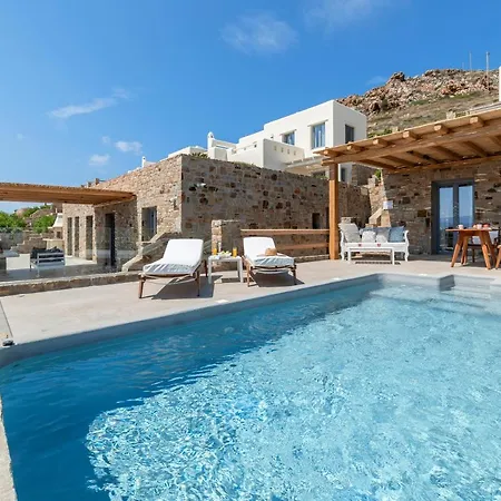 Βίλα Naxos Rock Στελίδα
