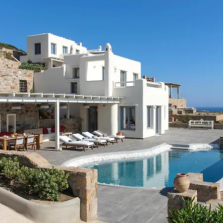 Βίλα Naxos Rock